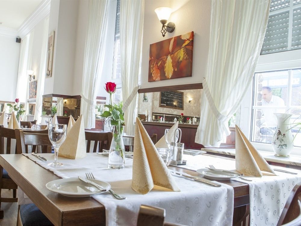 Hotel Schugt Brauweiler Kültér fotó